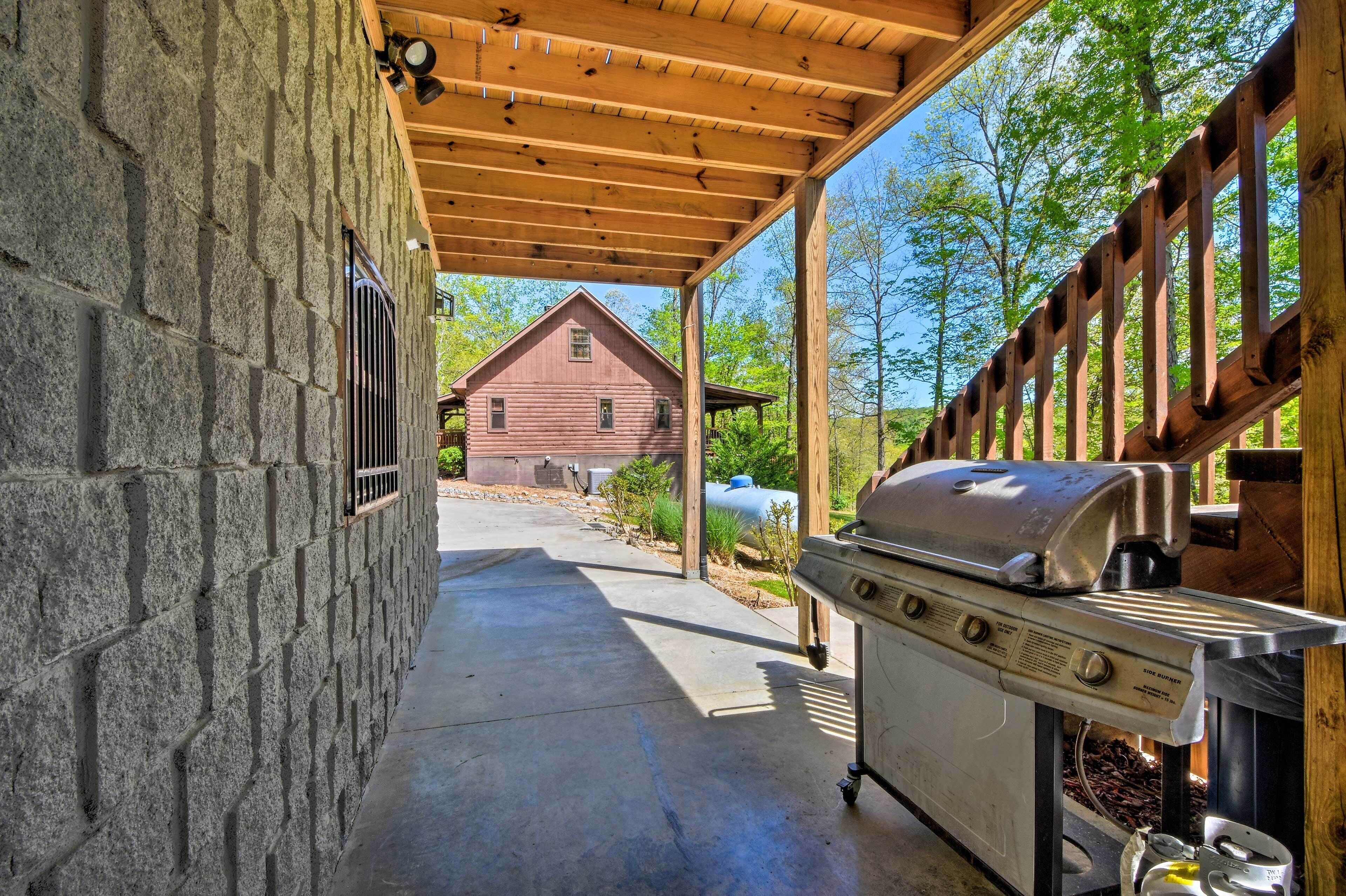 House (5 Bedrooms) | Interior