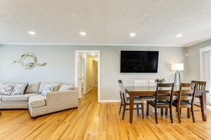 House (5 Bedrooms) | Interior - Lake + Dock Access: Peaceful Retreat in Duluth (Duluth)