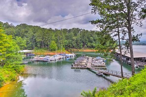 House (5 Bedrooms) | Interior - 'owl's Nest' Pet-friendly Cabin w/ Private Hot Tub (Ranger)