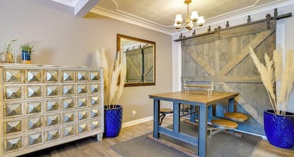 Single-story Retreat ~ 1 Mi to Downtown Tucson!