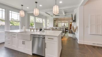 Nhà (4 Bedrooms) | Nội thất