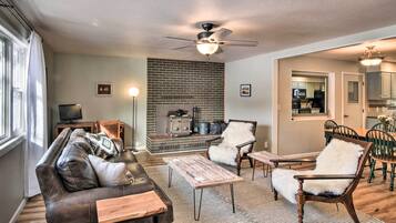 House (3 Bedrooms) | Front of property