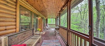 Peaceful Blue Ridge Cabin w/ Decks & Fire Pit