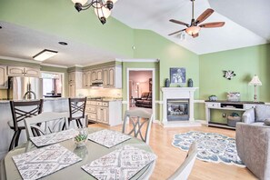 House (3 Bedrooms) | Interior - Gorgeous Evans Retreat < 14 Mi to Augusta! (Evans)