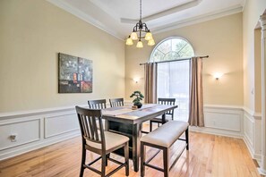 House (3 Bedrooms) | Interior - Gorgeous Evans Retreat < 14 Mi to Augusta! (Evans)