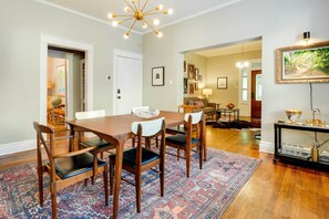 Dining - Family-friendly Memphis Hideaway w/ Patio & Grill! (Memphis)