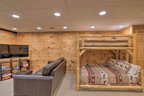 House (3 Bedrooms) | Interior - Serene Blue Ridge Cabin ~ 3 Mi to Downtown! (Blue Ridge)