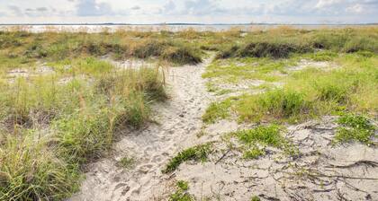 Elegant Tybee Island Townhome, Steps to Beach