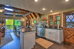 House (3 Bedrooms) | Interior - Sky Valley Home w/ Stunning Views - 1 Mi to Resort (Dillard)