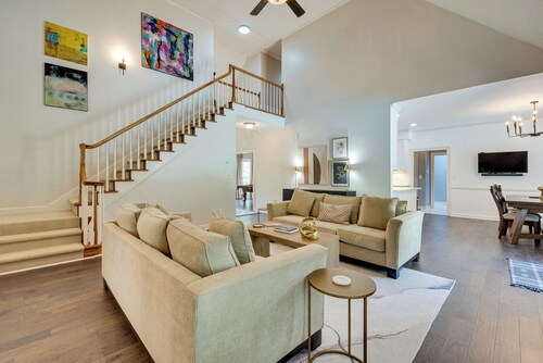 Newnan Vacation Rental w/ Pool & Pickleball Court!