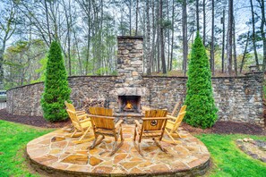 Front of property - Large Dahlonega Home, Ideal for Family Gatherings! (Dahlonega)