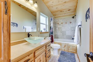 House (5 Bedrooms) | Interior - 2023010592 Fairplay Home w/ Hot Tub & Fireplace! (Fairplay)