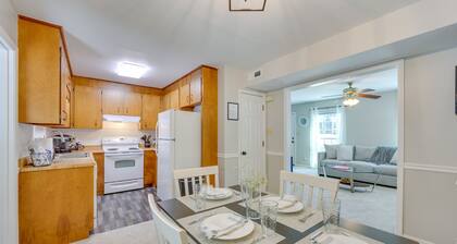North Macon Townhome w/ Deck < 8 Mi to Downtown!