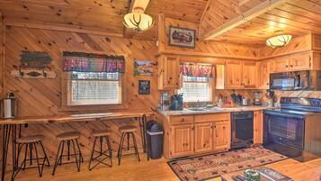 House (1 Bedroom) | Interior