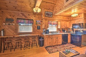 House (1 Bedroom) | Interior - Helen Cabin w/ Deck & Hot Tub < 1/2 Mi to Main St (Helen)