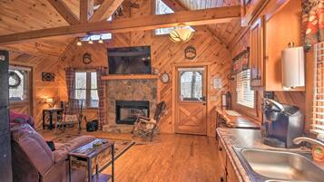 House (1 Bedroom) | Interior