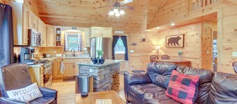 Hot Tub & Game Room: Charming Morganton Cabin!