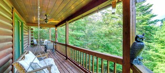Charming Morganton Cabin w/ Game Room!