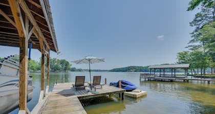 Lake Sinclair 'crooked Creek Cottage' w/ Fire Pit!
