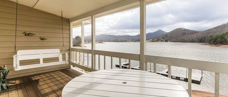 公寓 (2 Bedrooms) | 住宿正面