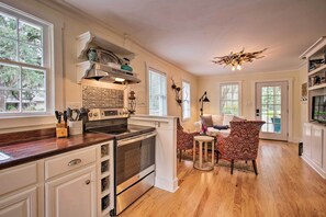 Cottage (2 Bedrooms) | Interior