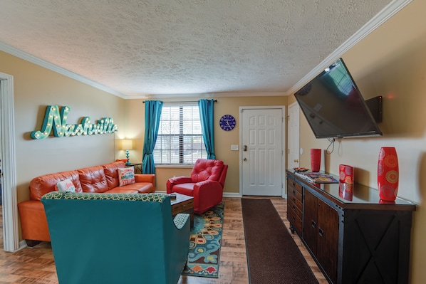 Interior - Charming Nashville Home Near Restaurants & Bars! (Nashville)