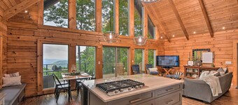 Luxe Jasper Cabin w/ Deck + Blue Ridge Mtn Views!