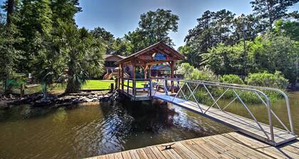 Waterfront Midway Home w/ Sunroom & Large Yard