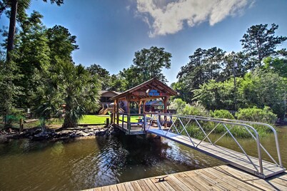Waterfront Midway Home w/ Sunroom & Large Yard