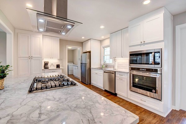 Dishwasher, paper towels - Family-friendly Georgia Vacation Home! (Canton)