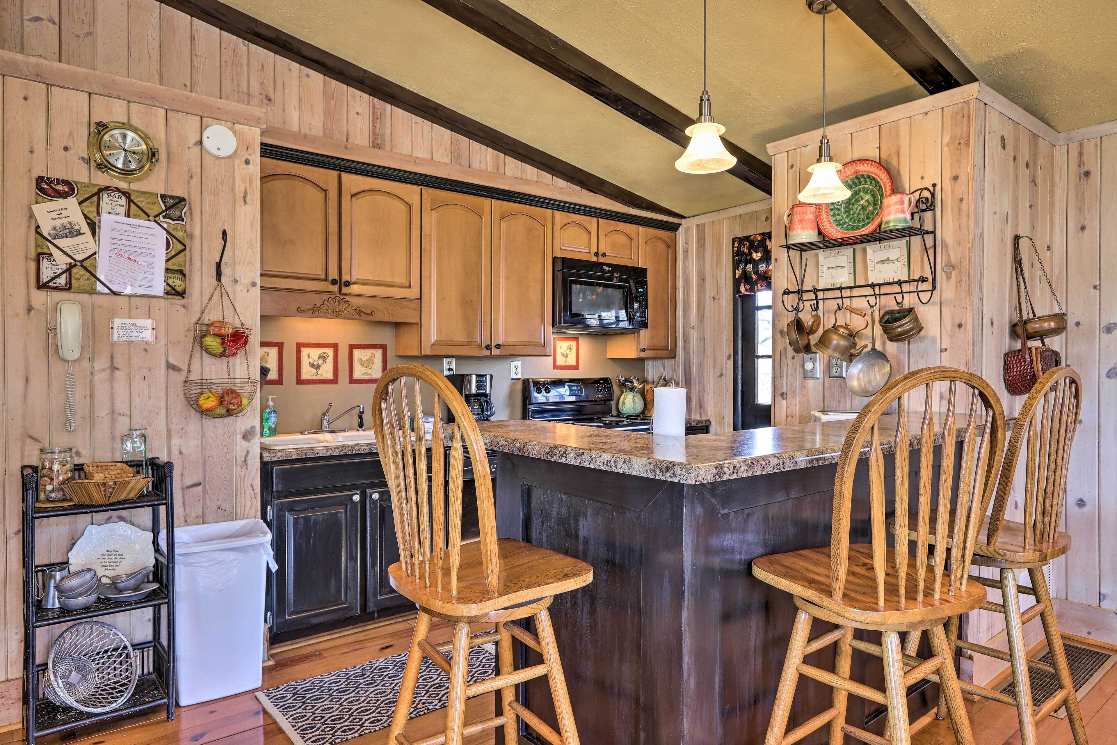 House (5 Bedrooms) | Interior