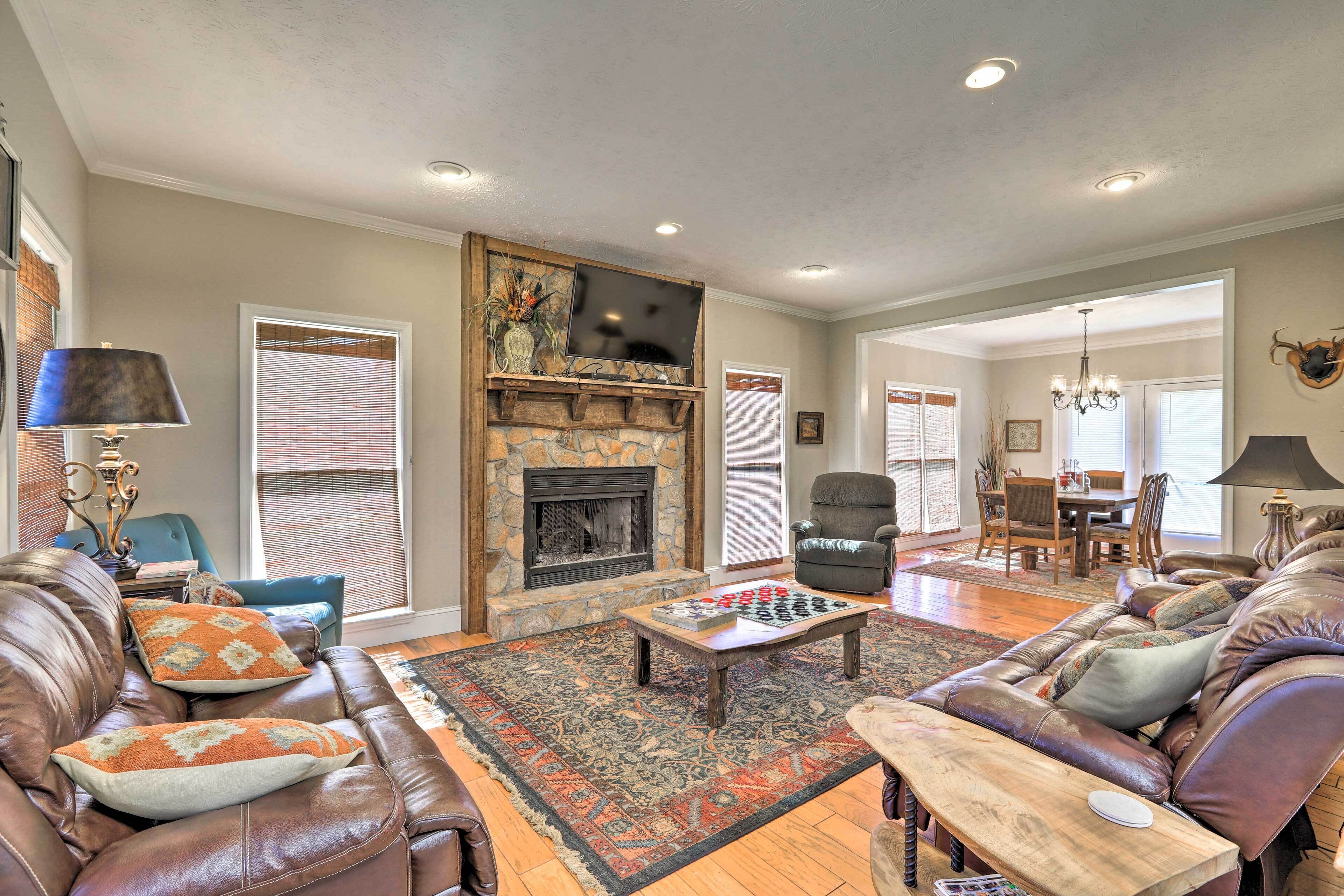 House (4 Bedrooms) | Interior