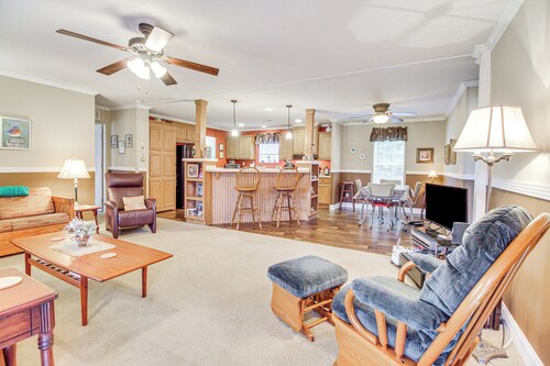 Fireside Nights + Family Fun! Quiet Claxton Home