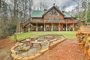 Front of property - Lake Hartwell Lodge w/ Dock, Theater + Hot Tub! (Martin)