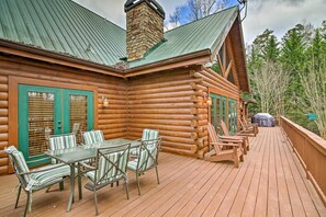 House (4 Bedrooms) | Interior - Lake Hartwell Lodge w/ Dock, Theater + Hot Tub! (Martin)