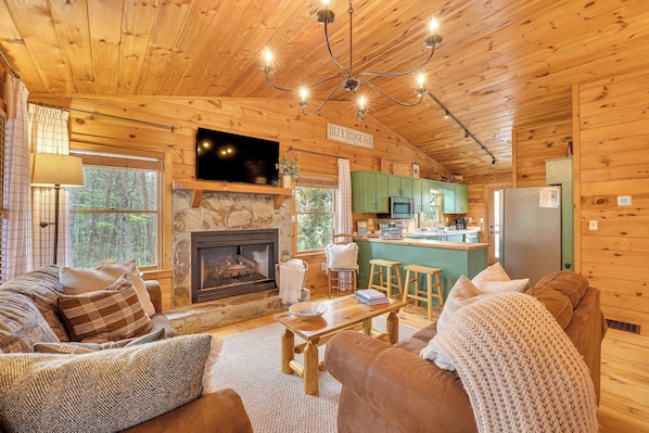 House (2 Bedrooms) | Interior - Cozy Cabin in Private Location w/ Hot Tub & Grill! (Blue Ridge)
