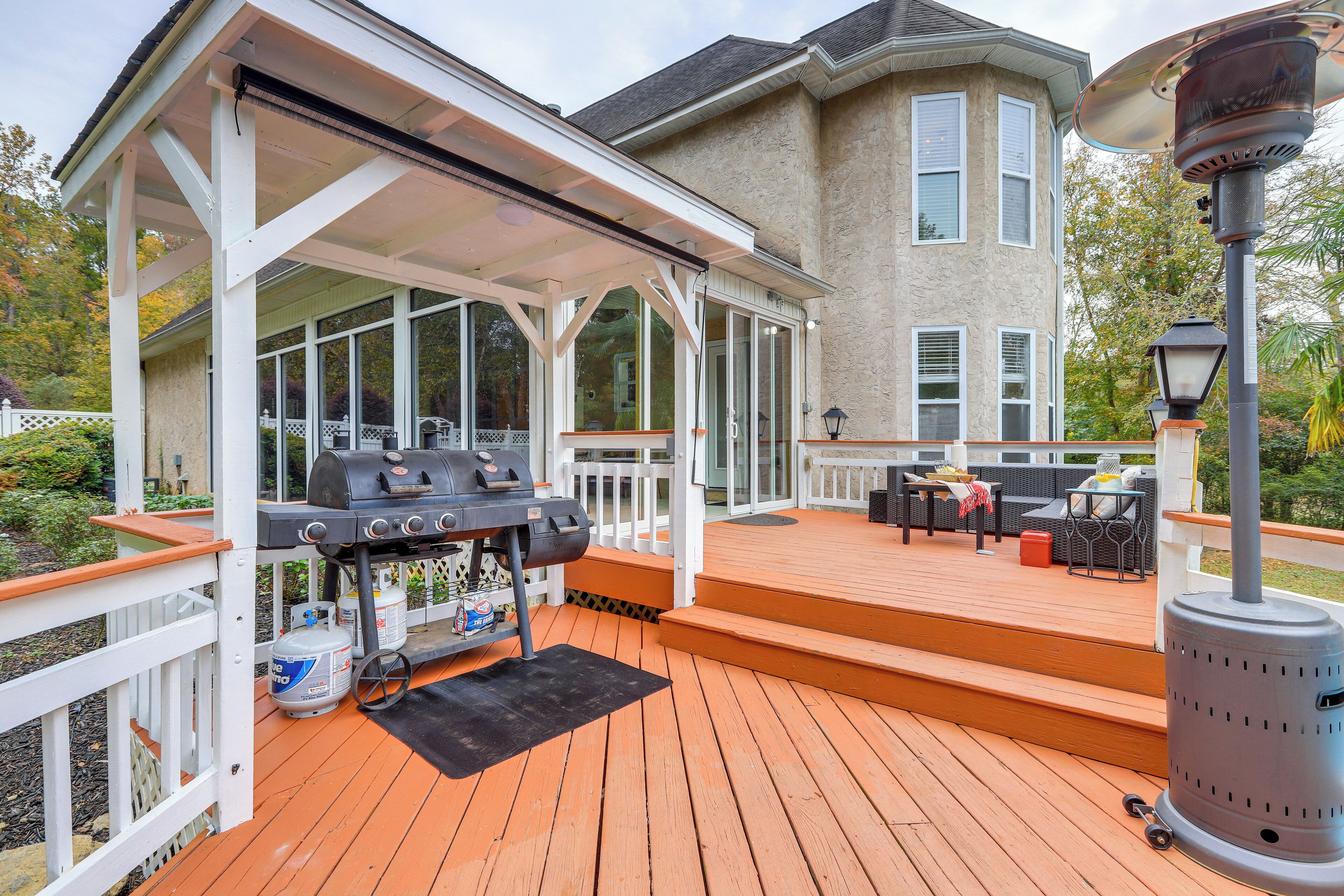 House (6 Bedrooms) | Interior