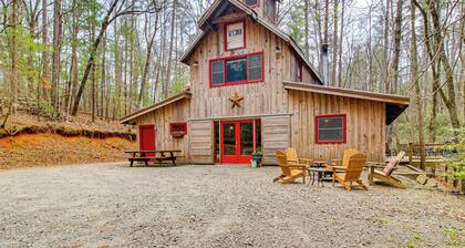 Jasper '7 Timbers' Cabin on 10 Acres w/ a Creek!