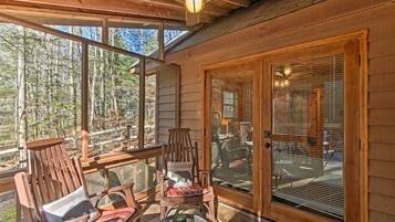 House (1 Bedroom) | Interior