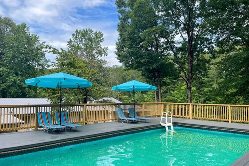 Mcdonough Getaway w/ Private Lake on 24 Acres