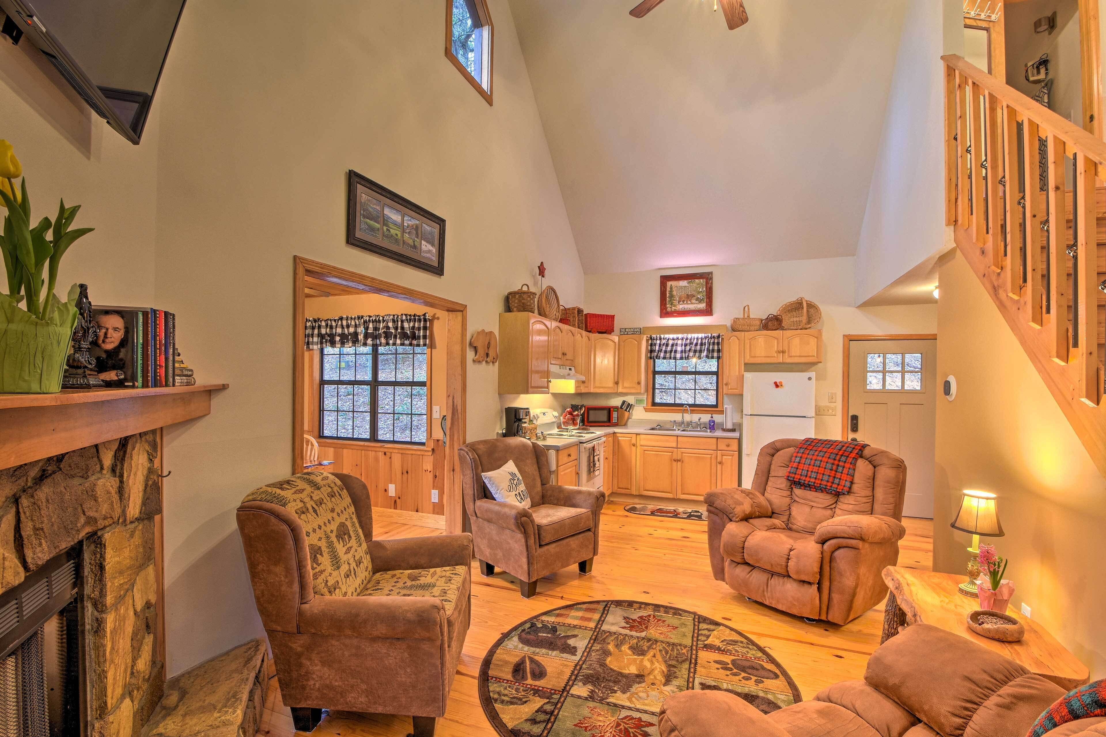 House (2 Bedrooms) | Interior