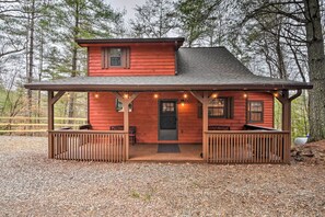 House (2 Bedrooms) | Front of property - Modern Cabin w/ Deck in the Blue Ridge Mountains! (Blairsville)