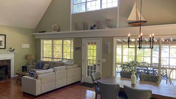 Cottage (4 Bedrooms) | Interior