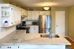 Cottage (4 Bedrooms) | Interior