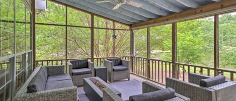 Cottage (4 Bedrooms) | Front of property