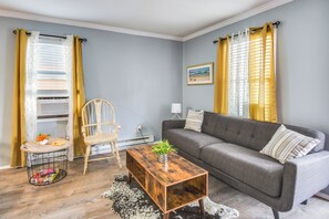 Cottage (2 Bedrooms) | Interior