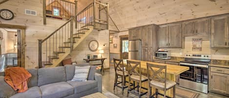 House (2 Bedrooms) | Interior