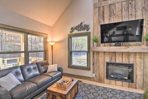 House (3 Bedrooms) | Interior - Creekside Craftsman Retreat in North GA Mountains! (Mineral Bluff)