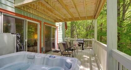 Blue Ridge Getaway w/ Hot Tub & Seasonal View!