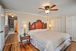 Cottage (2 Bedrooms) | Interior